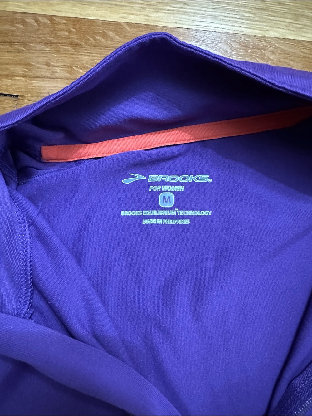 Brooks Purple Long-Sleeve Quarter-Zip Running Top size medium - Picture 3 of 5